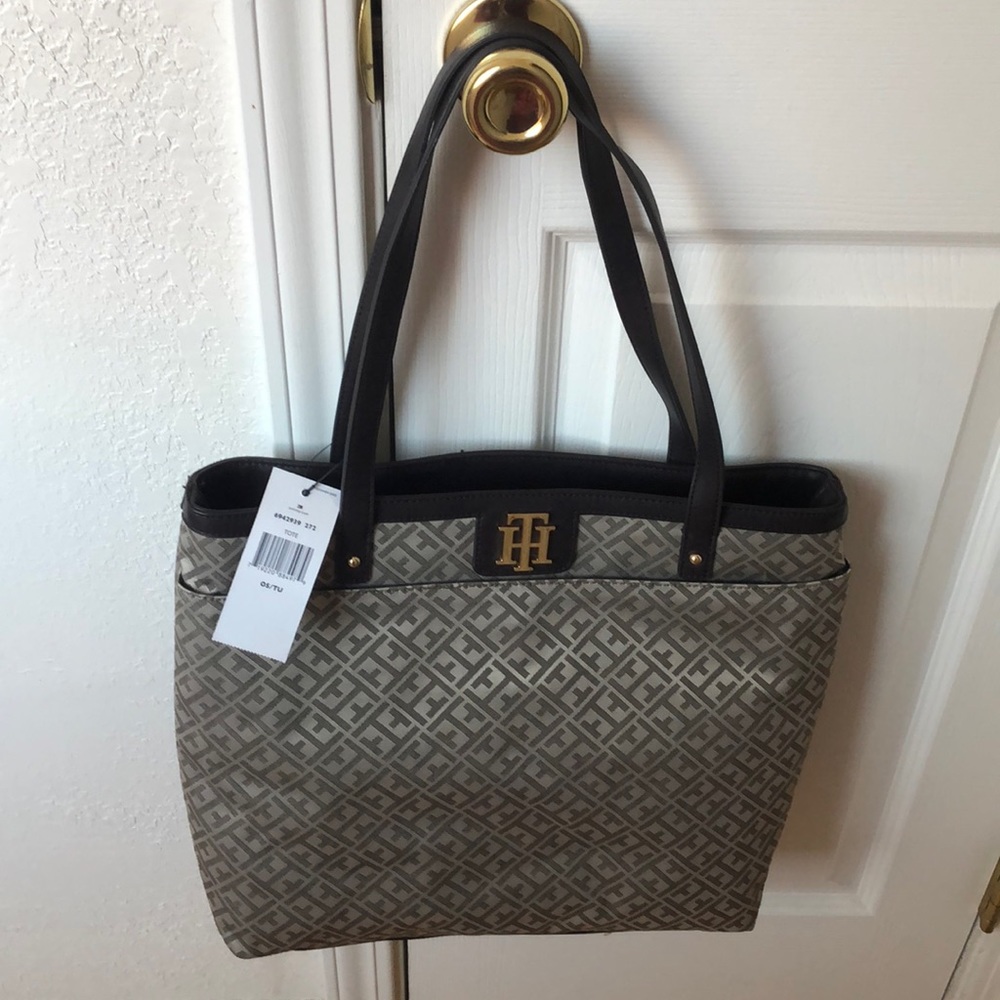 Tommy Hilfiger brown purse